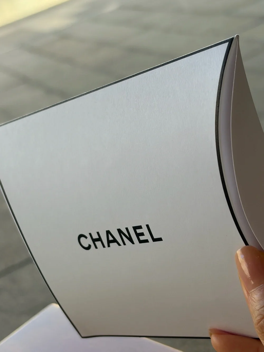 Chanel Rouge Coco Baume 752 Honey Bliss CHANEL TINTED LIP BALM